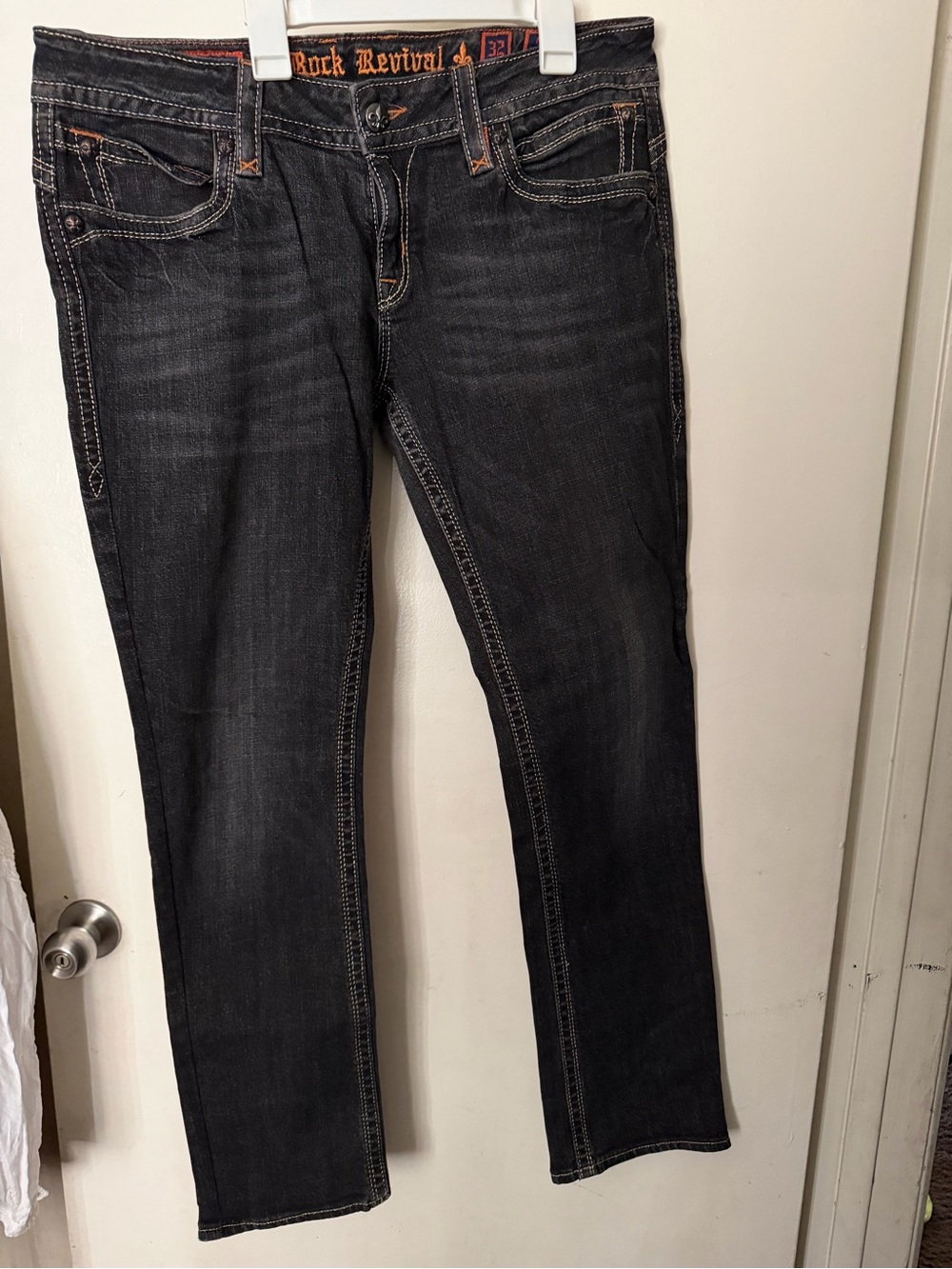 Rock Revival Straight Bootcut Dark Wash Jeans Fleur-de-Lis Flap Pocket